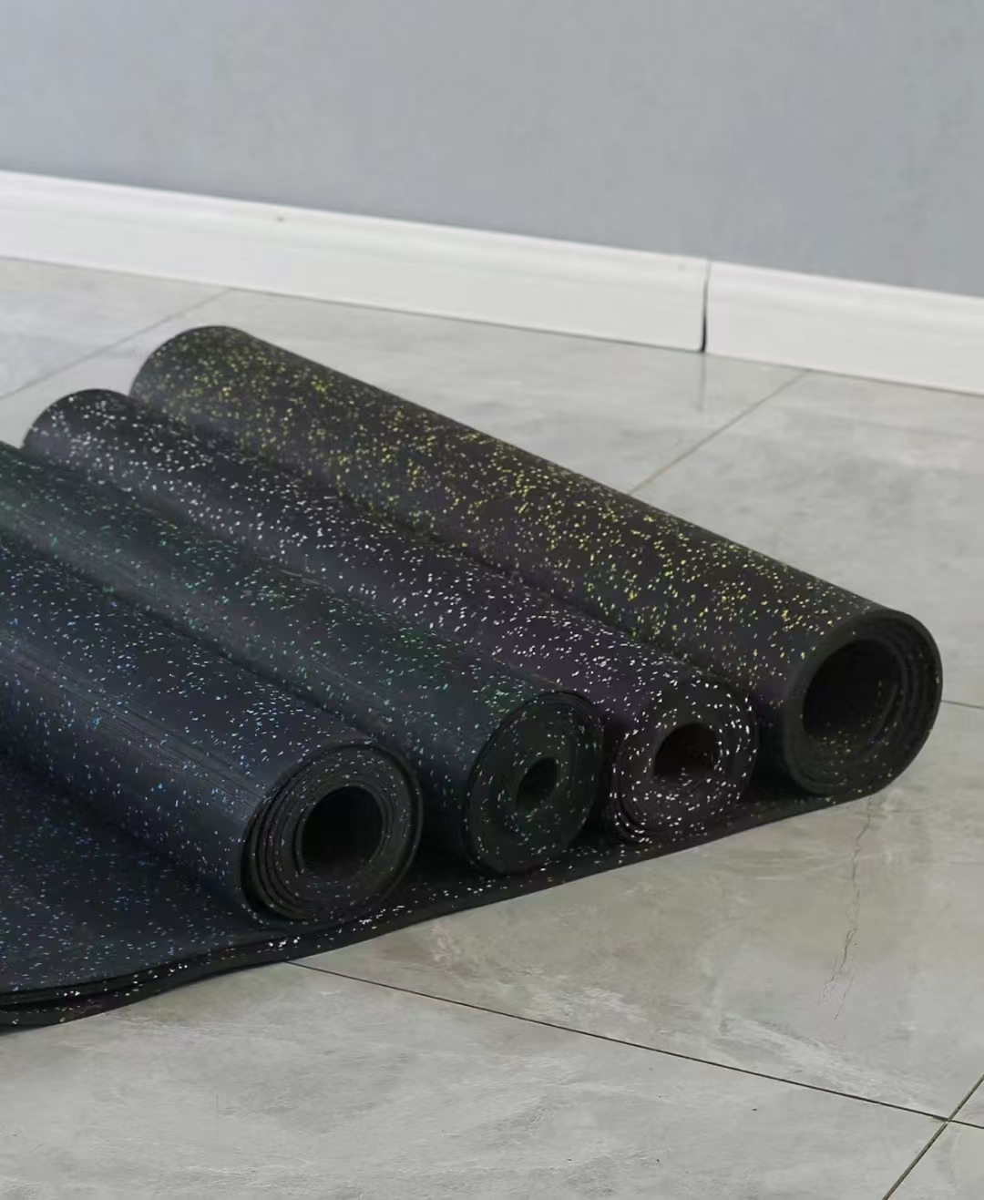High Quality Shock Absorpiton Gym Rubber Floor Roll Anti-split EPDM Rubber Roll for Gym Flooring Sport Floor